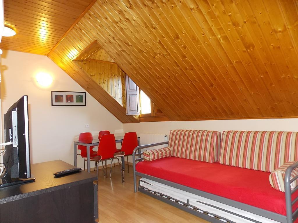 Apartamentos Fidalgo Sandiniés Extérieur photo